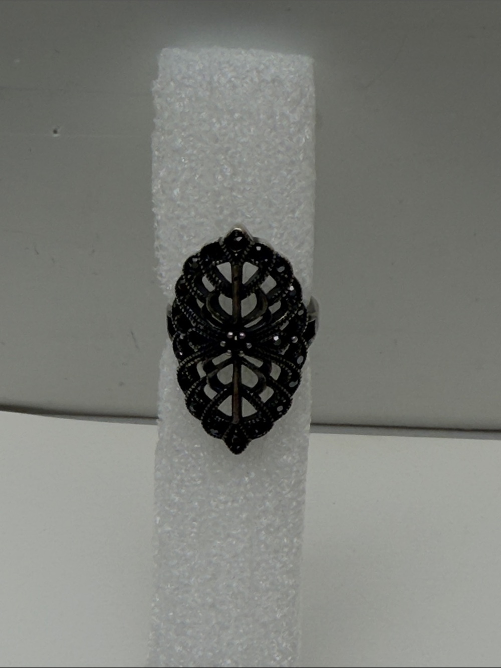 Sterling Silver 925 Openwork Scrollwork Wide Black Black
Rhinestone Ring Sz 7